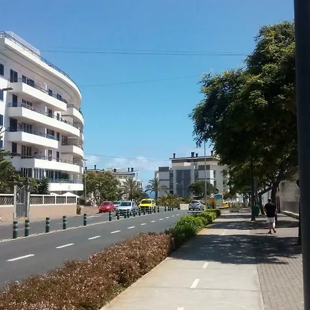 Forum Plaza Apartment *