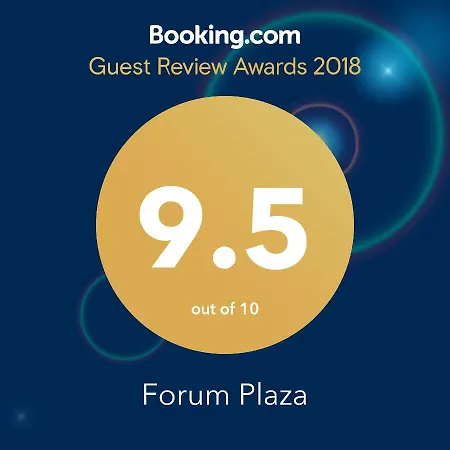 Forum Plaza